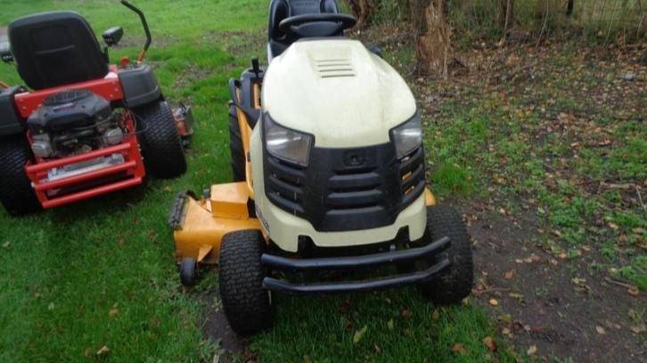 wegens inruil zeer zware cub cadett zitmaaier  iets werk, Tuin en Terras, Zitmaaiers, Gebruikt, 120 cm of meer, Elektrische starter