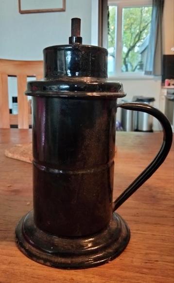 Oude Emaille carbidlamp met brander en lont beschikbaar voor biedingen