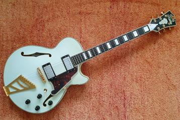 D’ Angelico Deluxe SS beschikbaar voor biedingen