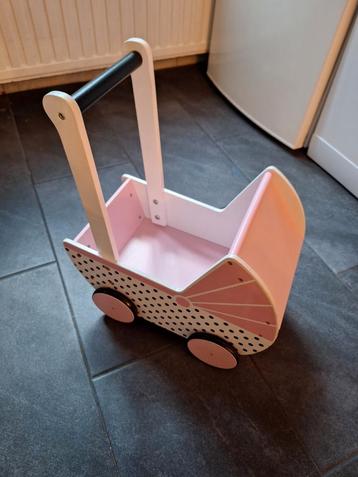 Poppenwagen roze , wit met stippen beschikbaar voor biedingen