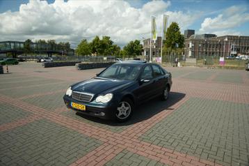 Mercedes benz beschikbaar voor biedingen