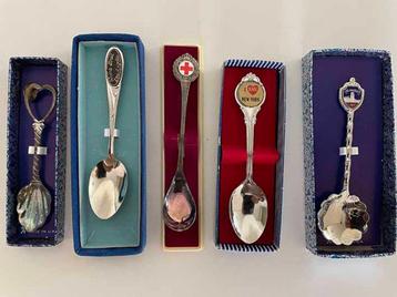 Vintage Souvenir lepeltjes beschikbaar voor biedingen