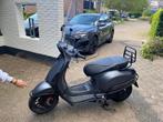Vespa Sprint 45 S - 2023 - Full options, Fietsen en Brommers, Scooters | Vespa, Ophalen, Maximaal 45 km/u, Vespa S, Zo goed als nieuw
