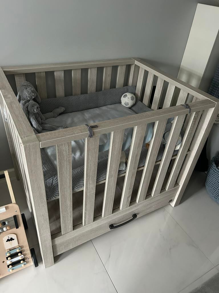 TWF Box met lade, kleur Clay, 101 x 80 x 85 cm, Ophalen, Zo goed als nieuw, Vierkant, Lade