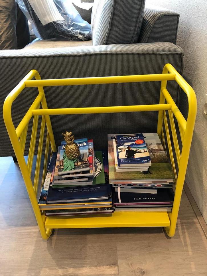 Kwantum Geel Boekenrekje, Huis en Inrichting, Kasten | Vitrinekasten, Zo goed als nieuw, Minder dan 100 cm, Minder dan 50 cm, 25 tot 50 cm