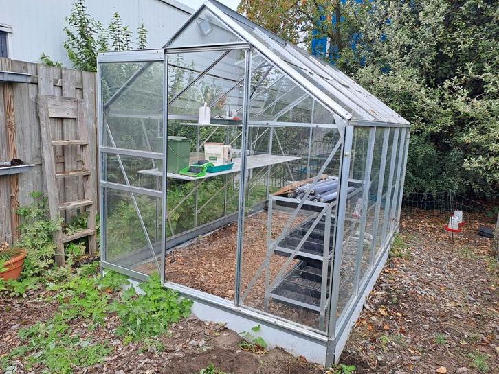 Tuinkas met glazen panelen, Tuin en Terras, Kassen, Gebruikt, Kweekkas, Aluminium, Glas, Ophalen of Verzenden