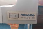 Miele Strijkmachine '600', Witgoed en Apparatuur, Ophalen, Gebruikt, Strijkijzer met snoer