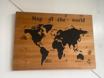Wereldkaart wanddecoratie beschikbaar voor biedingen