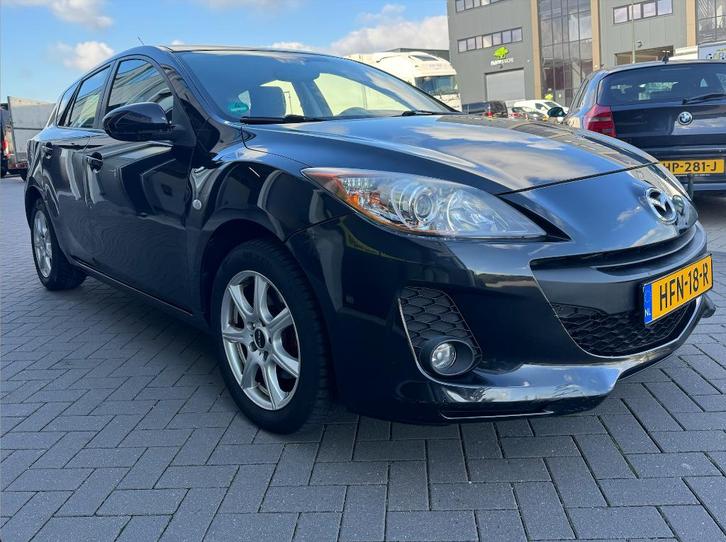 Mazda 3 2.0 Hatchback 2013, Auto's, Mazda, Bedrijf, ABS, Adaptieve lichten, Airbags, Airconditioning, Bluetooth, Centrale vergrendeling