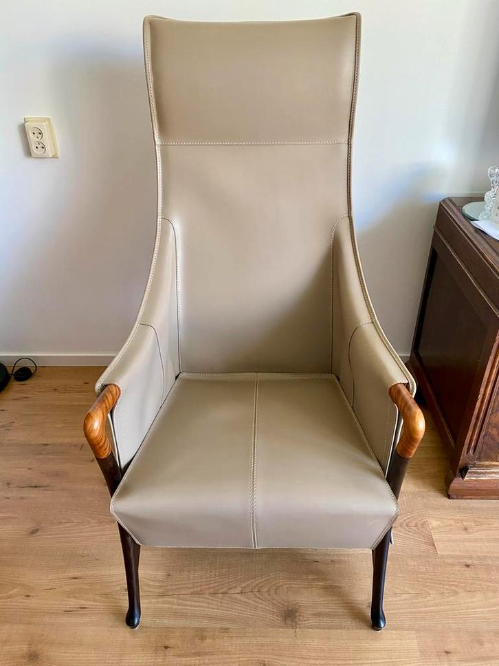 Giorgetti Progetti 64240 Wing Chair Leren Fauteuil Als Nieuw, Huis en Inrichting, Stoelen, Nieuw, Eén, Hout, Leer, Overige materialen