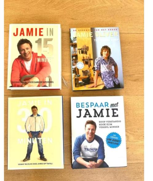 JAMIE OLIVER 4 kookboeken harcover nieuw en zgan CHCS, Boeken, Kookboeken, Zo goed als nieuw, Overige gebieden, Ophalen of Verzenden