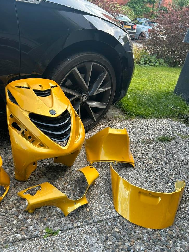 Zip h2O kappenset, Fietsen en Brommers, Brommeronderdelen | Scooters, Zo goed als nieuw, Piaggio, Kap, Ophalen of Verzenden