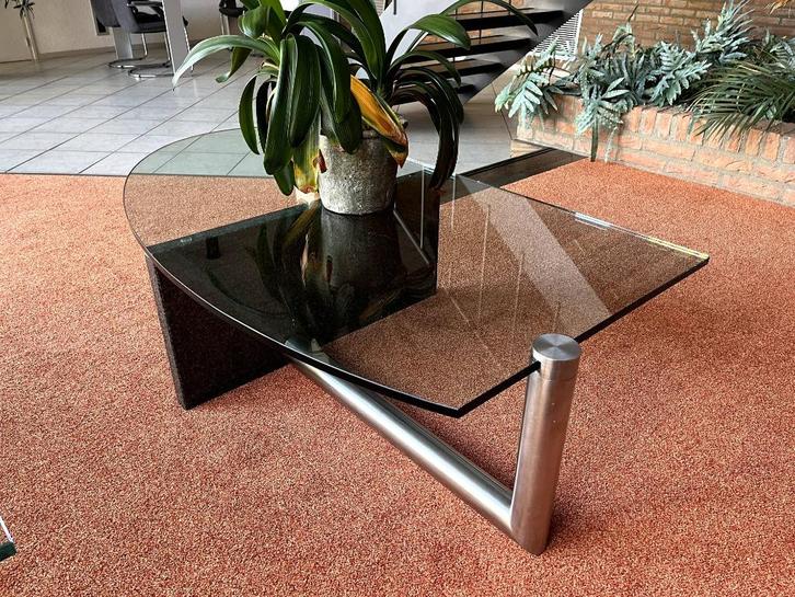Glazen salontafel met stenen poot - MOET SNEL WEG!, Huis en Inrichting, Tafels | Salontafels, Gebruikt, Minder dan 50 cm, 50 tot 100 cm