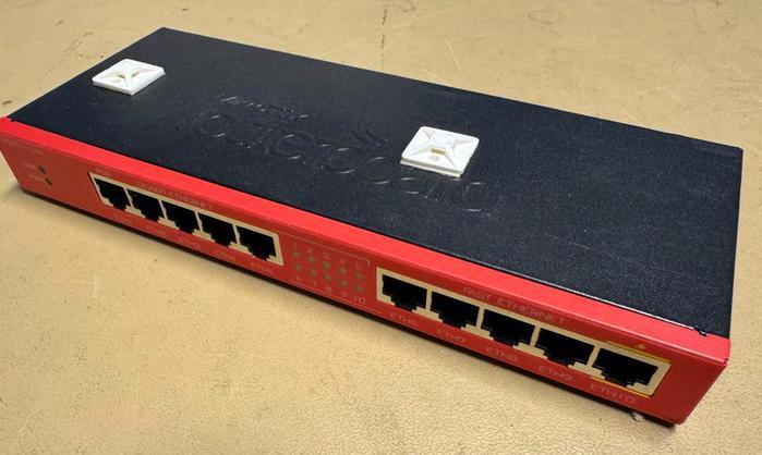 MikroTik RB2011iL-IN Router - Perfect voor Thuis of Kantoor!, Computers en Software, Netwerk switches, Zo goed als nieuw, Ophalen of Verzenden