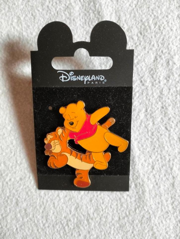 Disney Winnie de Poeh & Teigetje Speldje pin, Verzamelen, Speldjes, Pins en Buttons, Zo goed als nieuw, Speldje of Pin, Figuurtje
