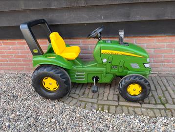 John Deere traptrekker beschikbaar voor biedingen