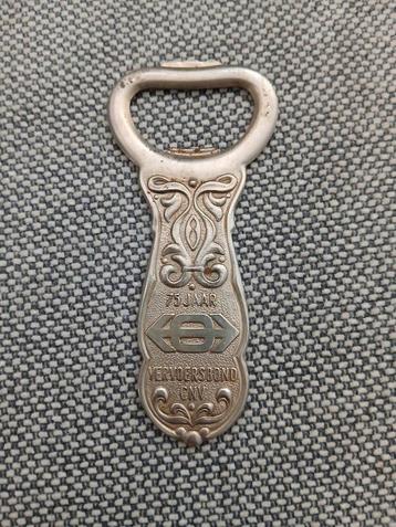 Bieropener flessenopener 75 jaar CNV vervoersbond beschikbaar voor biedingen