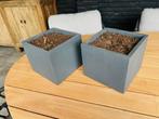 2 super mooie strakke bloempotten, beton look, Ophalen of Verzenden, Zo goed als nieuw, Vierkant, Tuin