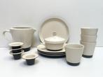 Ivoor met bruin Jubilant ontbijtservies (Fris Edam 1958), Antiek en Kunst, Antiek | Servies los, Ophalen