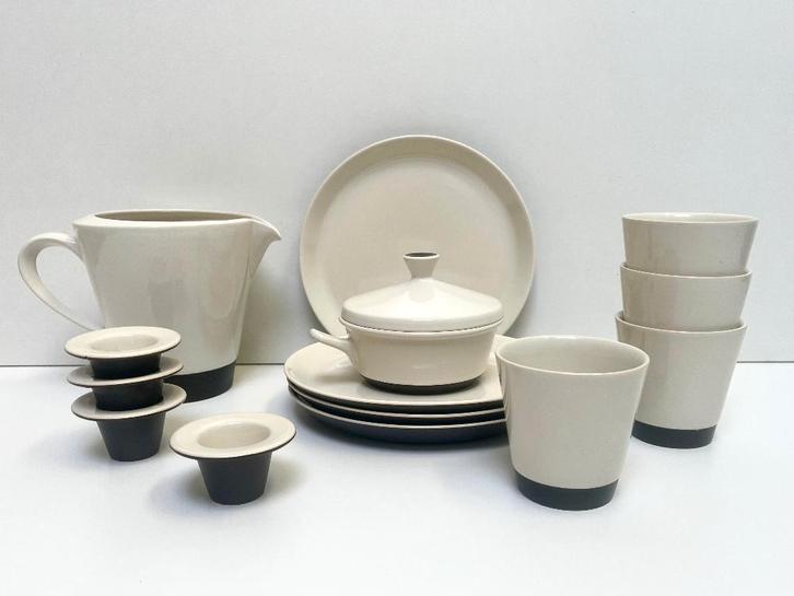 Ivoor met bruin Jubilant ontbijtservies (Fris Edam 1958), Antiek en Kunst, Antiek | Servies los, Ophalen