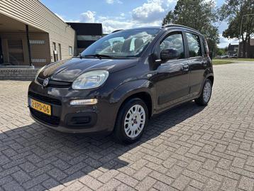 Fiat Panda 1.2 Sempre 4 cil. [ aircoaudio,trekhaak ] beschikbaar voor biedingen