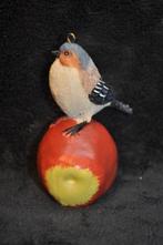 Vink op appel, Ophalen of Verzenden, Zo goed als nieuw, Vogel, Beeldje of Figuurtje