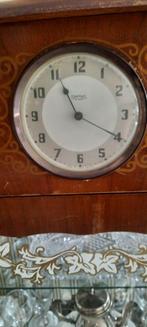Antiek Vitrinekastje met Klok, Antiek en Kunst, Ophalen