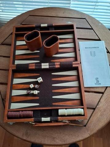 Mooi backgammon spel in koffertje  beschikbaar voor biedingen