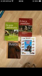 4 informatieve paarden boeken, Ophalen of Verzenden, Zo goed als nieuw