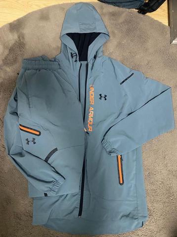 Under Armour Trainingspak M beschikbaar voor biedingen