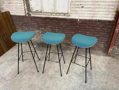 Turquoise Barkrukken, Huis en Inrichting, Barkrukken, Gebruikt, 60 tot 90 cm, Metaal, 5 krukken of meer, Ophalen