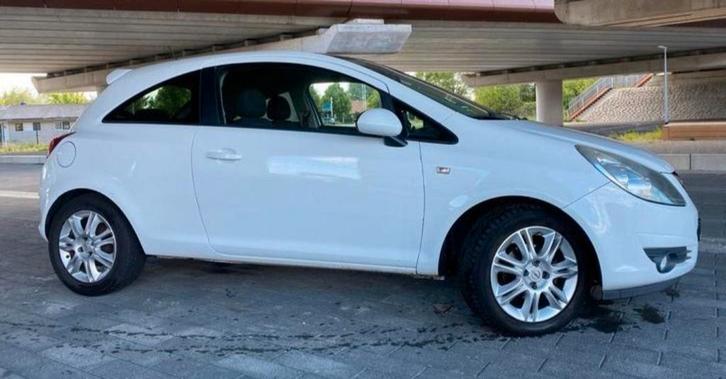 Opel Corsa 1.4 16V 3D Bouwjaar 2009 Wit, Auto's, Opel, Bedrijf, Corsa, ABS, Airbags, Airconditioning, Boordcomputer, Centrale vergrendeling