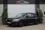 BMW 1-serie 118i M Sport Schuifdak | Camera | Driving Assist, 65 €/maand, Gebruikt, Alcantara, Zwart