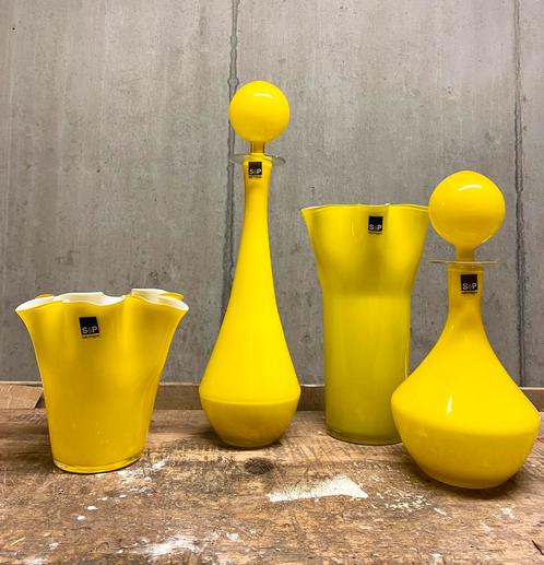 S&P gele vazen - set van 2 of 4 gele vazen, Huis en Inrichting, Woonaccessoires | Vazen, Zo goed als nieuw, Geel, Minder dan 50 cm
