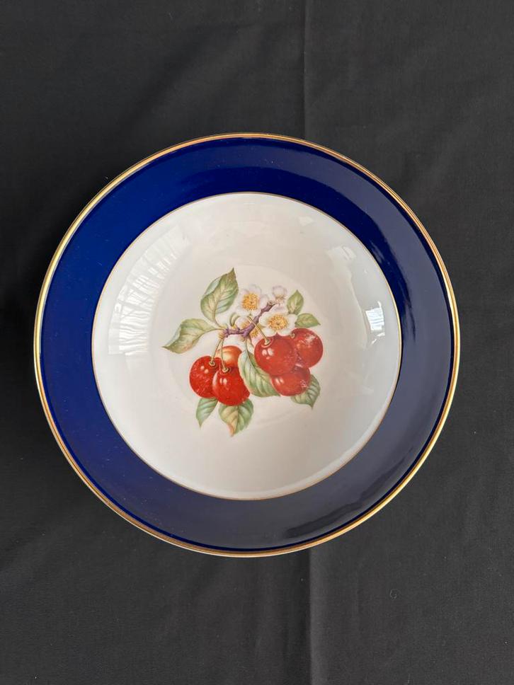 Hutschenreuther Schaal met Kersen Decor, Antiek en Kunst, Antiek | Schalen, Ophalen of Verzenden