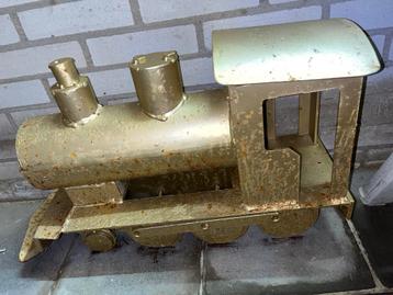 Antieke Gouden Stalen Locomotief - Decoratief Speelgoed beschikbaar voor biedingen