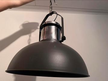 Hanglamp beschikbaar voor biedingen