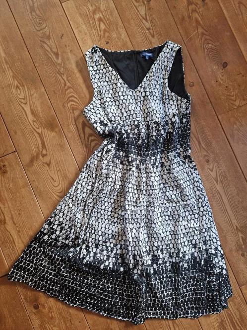 Retro model jurkje maat 44, Kleding | Dames, Jurken, Zo goed als nieuw, Maat 42/44 (L), Overige kleuren, Knielengte, Ophalen of Verzenden