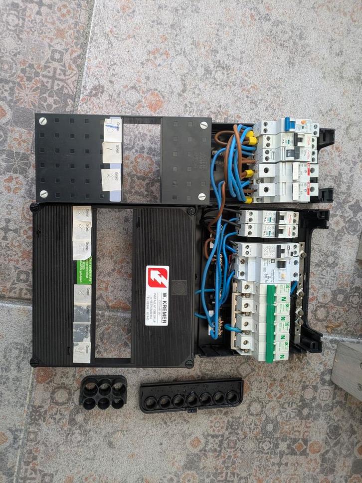 Gebruikte Elektra Verdeelkast, Doe-het-zelf en Verbouw, Elektra en Kabels, Gebruikt, Schakelaar, Ophalen of Verzenden