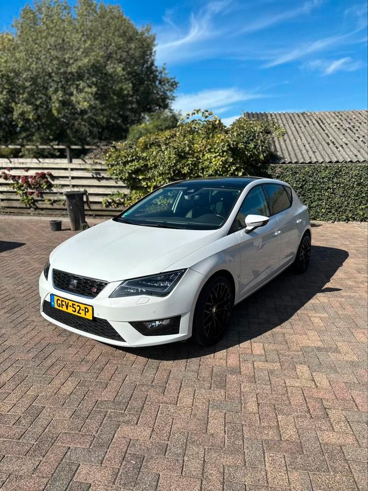 Seat Leon FR 1.4 TSI 155pk 2016 Wit, Auto's, Seat, Particulier, Leon, ABS, Airbags, Airconditioning, Apple Carplay, Bluetooth