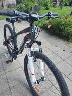 Rockrider ST100 mtb kindermaat 21 versnellingen goede staat, Fietsen en Brommers, Fietsen | Jongens, Ophalen, Gebruikt, 26 inch of meer