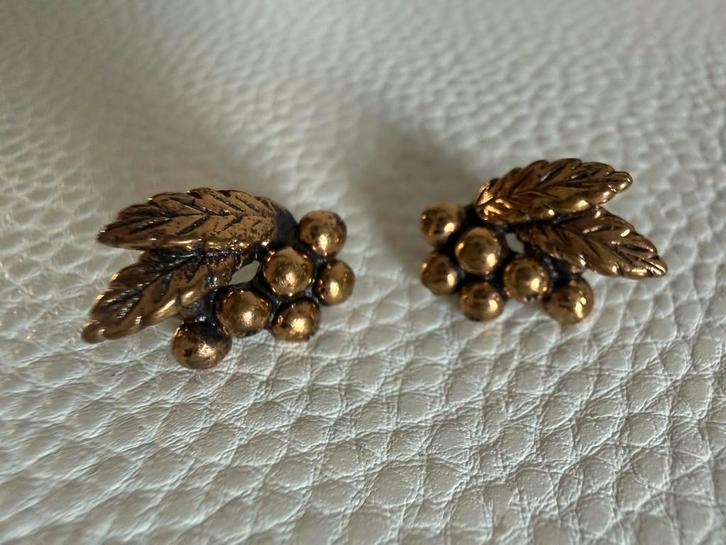 R359/VALO KORU Blad oorbellen Zilver-Brons Finland (SET), Sieraden, Tassen en Uiterlijk, Oorbellen, Gebruikt, Zilver, Overige kleuren
