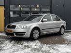 Skoda Superb 2.0 Comfort | Cruise Control, Auto's, Skoda, Voorwielaandrijving, Gebruikt, 4 cilinders, 1984 cc