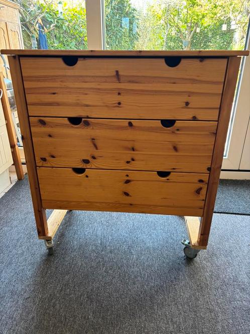 Bialitt 3-ladekast IKEA, Huis en Inrichting, Kasten | Ladekasten, Gebruikt, Minder dan 100 cm, 50 tot 100 cm, 50 tot 75 cm, Grenenhout