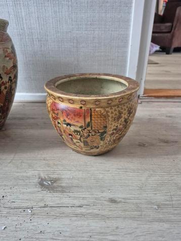 Chinees plantenpotje / viskom beschikbaar voor biedingen