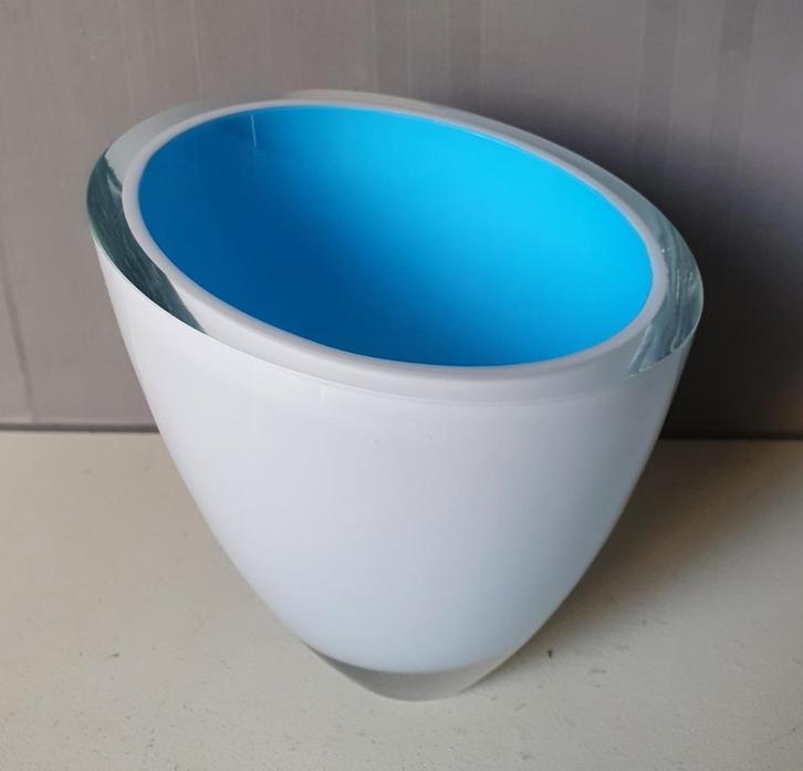 Carina Riezebos vaas Lushes, Antiek en Kunst, Antiek | Glas en Kristal, Ophalen of Verzenden