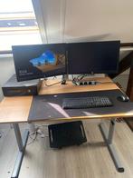 Hele burea set met computers en schermen enz…, Huis en Inrichting, Ophalen of Verzenden, Zo goed als nieuw