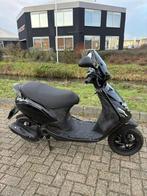 Piaggo zip sp matelic zwart 2016 80 cc, Ophalen, Maximaal 45 km/u, Zip, Zo goed als nieuw