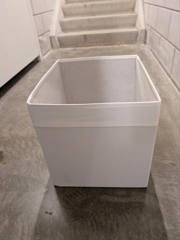 IKEA Dröna Opbergdoos - Perfect voor Kleding! beschikbaar voor biedingen