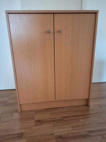 Grenen fineer kastje ca 71 x 35 x  88 cn beschikbaar voor biedingen